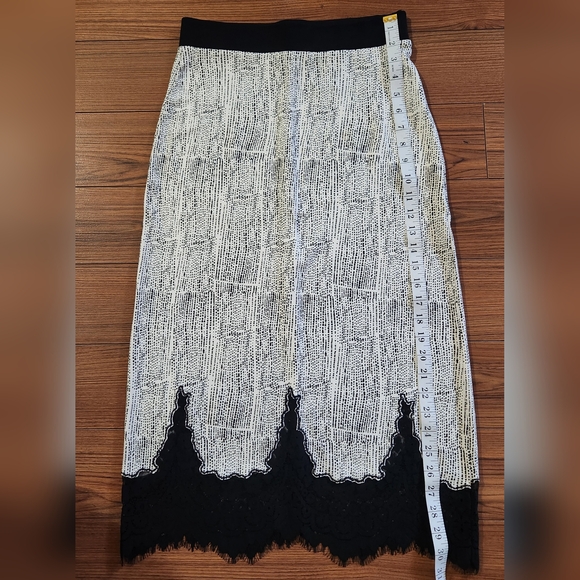 H&M cream black dot lace midi stretchy skirt small - Picture 4 of 7